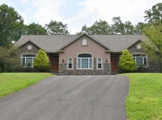 120 Lady Bug Ln, East Stroudsburg, PA 18301