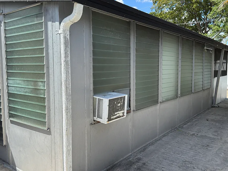 805 SW 1st St #5 — Photo 12