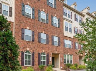 7542 Brunson Cir #168, Gainesville, VA 20155