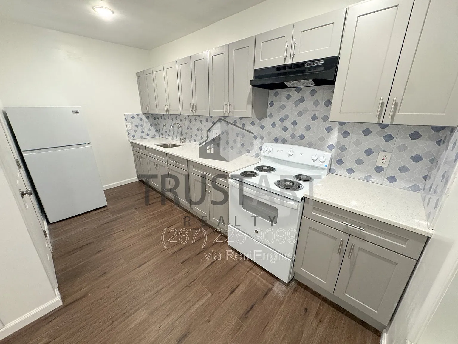 3 bed, 2.0 bath, 1050 sqft, $1,250 — Photo 1