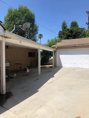 2403 N Lamer St — Photo 20