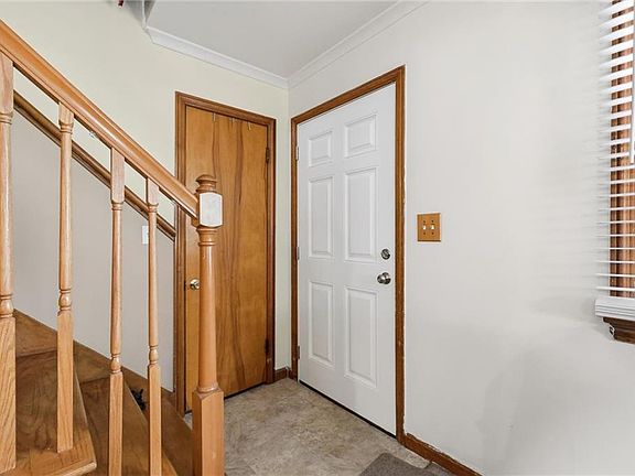 5th image of 2601 N 47th Ter