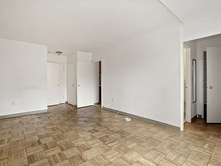 1121 Arlington Blvd #229 — Photo 3