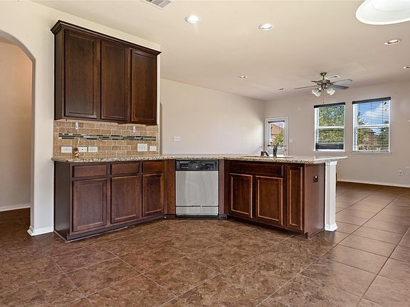 4th image of 3515 Curley Maple Dr