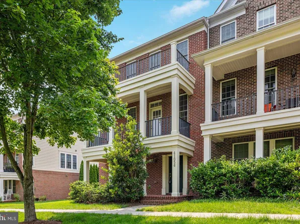 41056 Coltrane Sq, Leesburg, VA 20175
