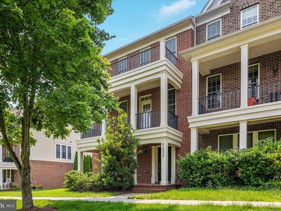 41056 Coltrane Sq, Leesburg, VA 20175
