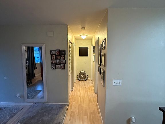 5th image of 342 Woodland St