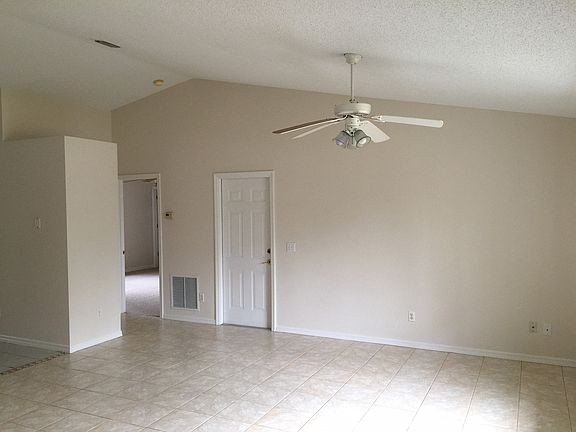 4th image of 118 Westrobin Ln
