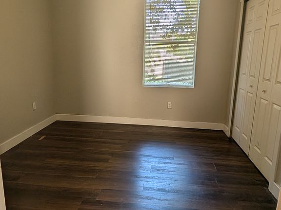 5th image of 740 Jessie St