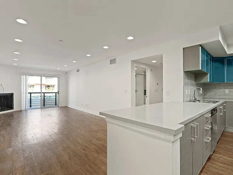 Kitchen with Island