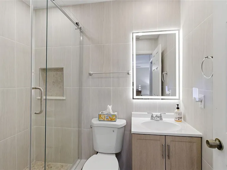 2060 Marilyn St #207 — Photo 22