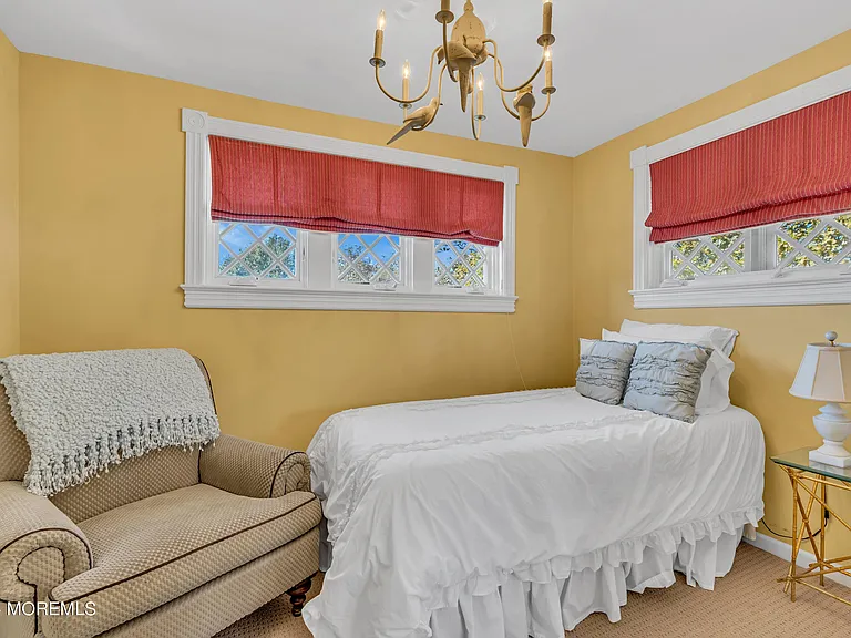 207 Monmouth Ave — Photo 36