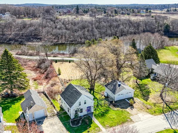 30 Pine Street, Thomaston, ME 04861