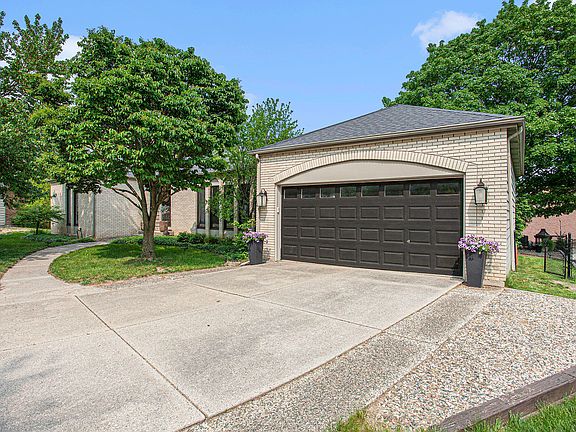 4th image of 3120 Campus Dr SE