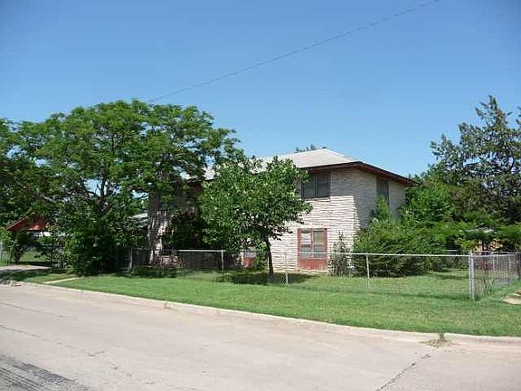 4th image of 1215-19 NW Lincoln Ave