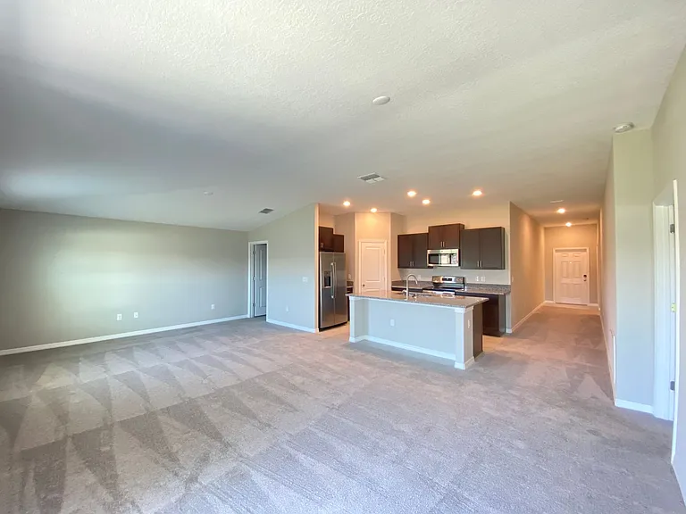 12257 SE 100th Ave — Photo 17