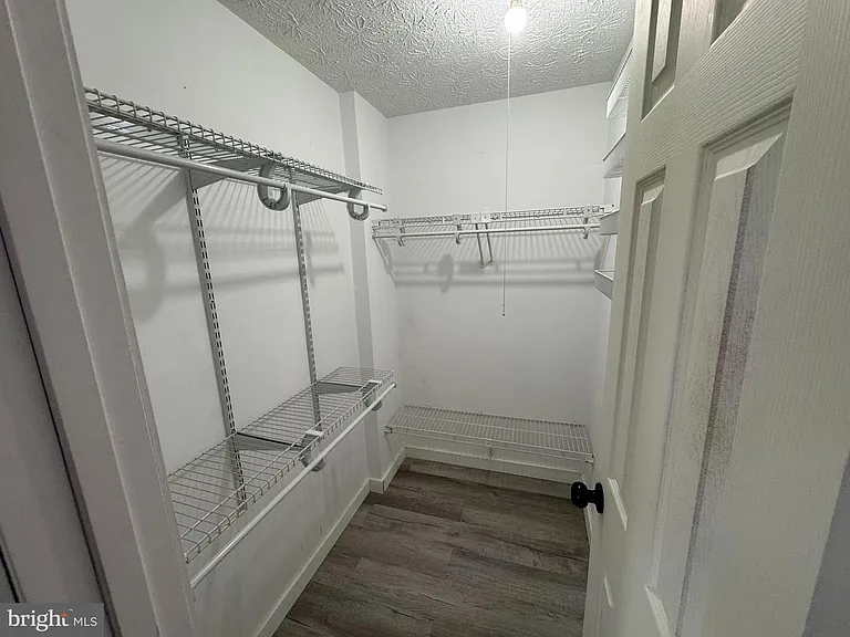 5585 Hecate Ct — Photo 21