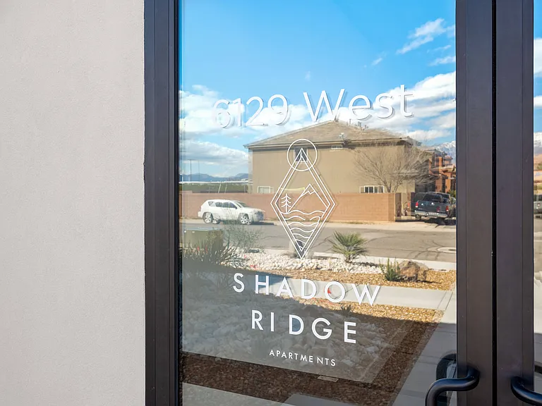 Shadow Ridge Apartments — Photo 42