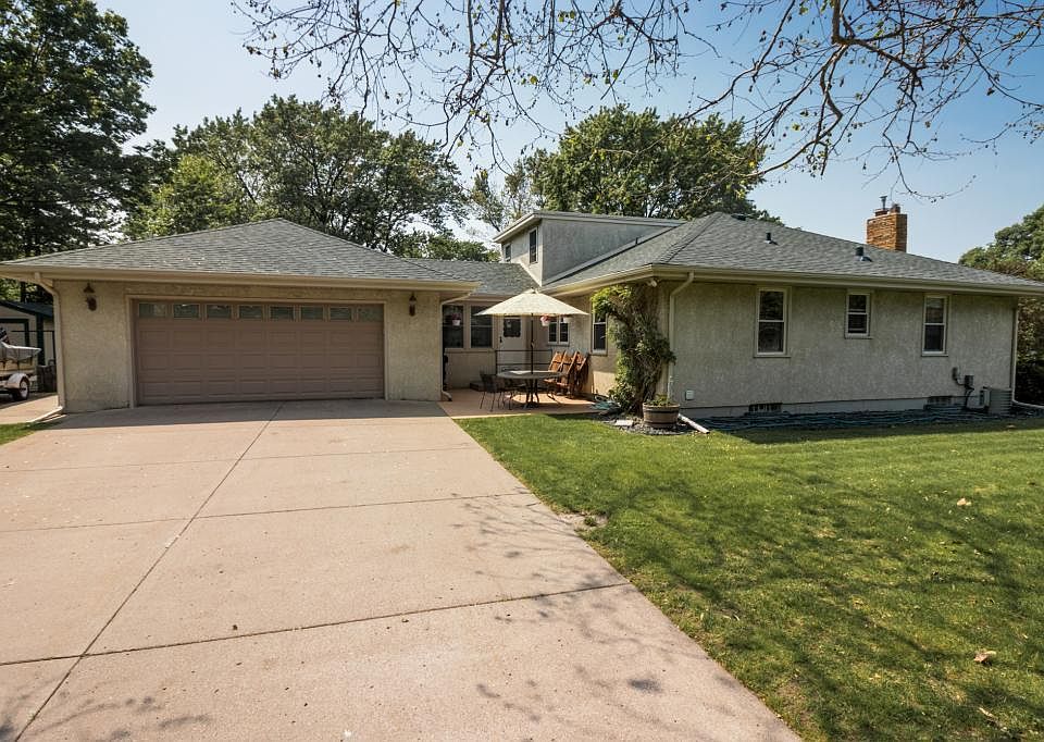 1st image of 3001 51st Ave N