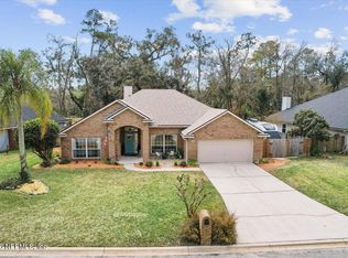 5240 CAMELOT FOREST Drive, Jacksonville, FL 32258