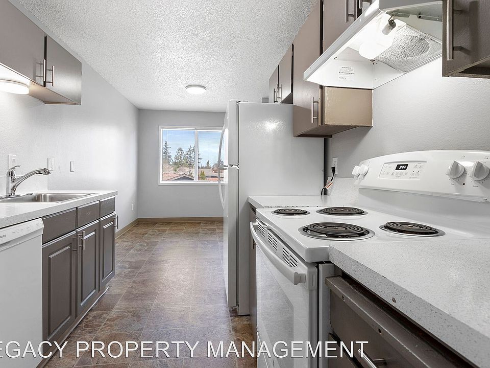 1st image of 17025 SE Powell Blvd #17033