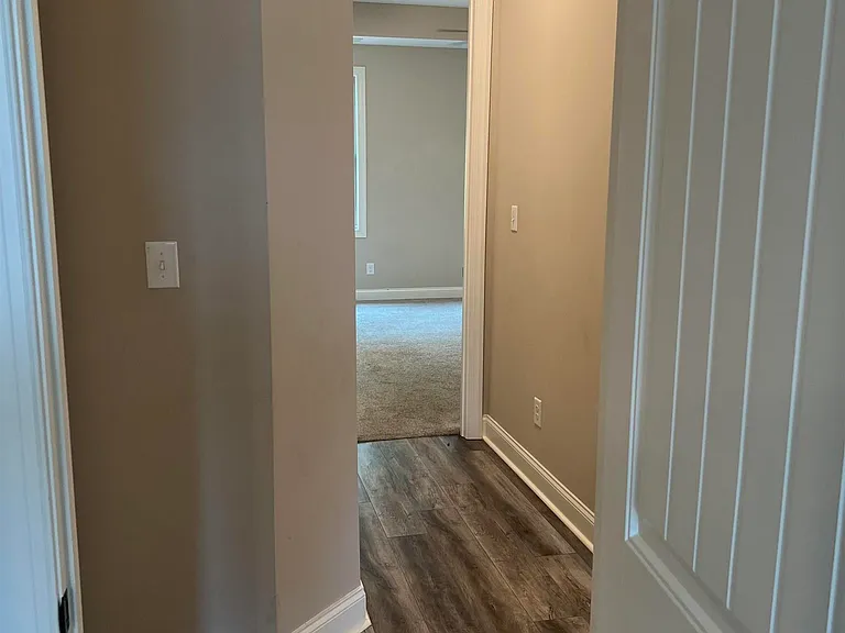 107 Gwendolyn Ave — Photo 24
