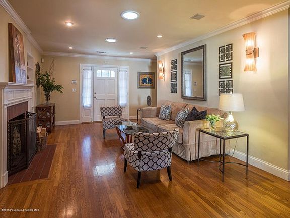 2041 Craig Ave Altadena CA-large-005-3-L