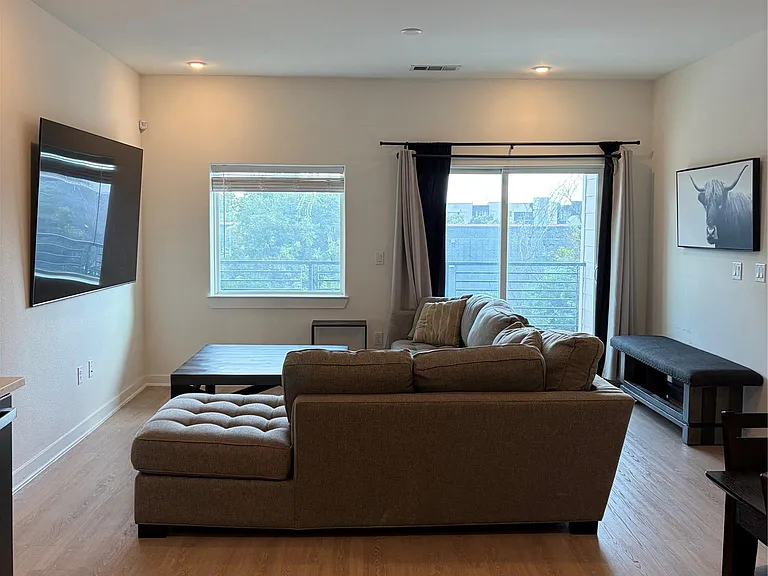 4802 S Congress Ave #107 — Photo 5