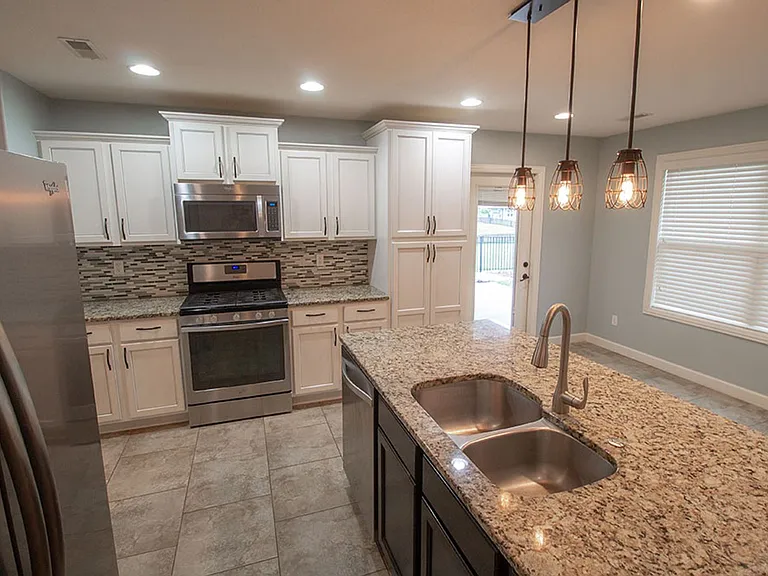 7504 Wellford Ct — Photo 11