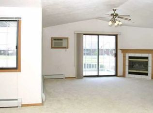 Riverbend Terrace, Green Bay, WI 54311