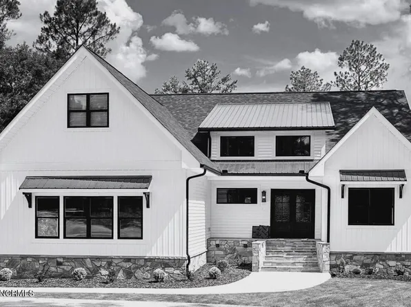 101 Maurice Court, Chocowinity, NC 27817