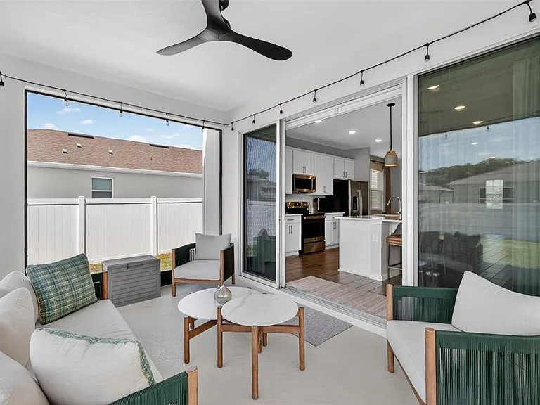 3710 Malad Way — Photo 33