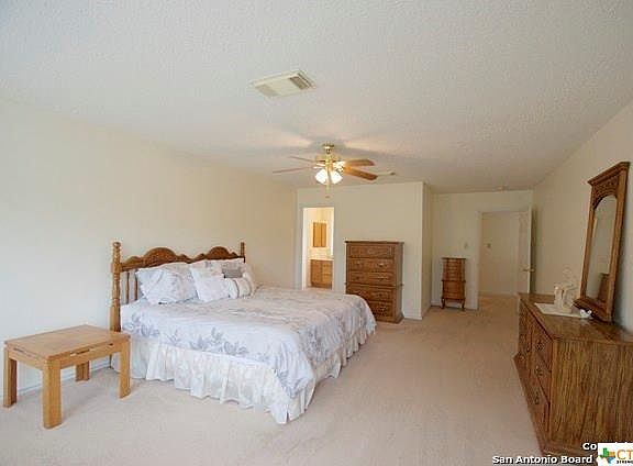 5th image of 2306 Newoak Park