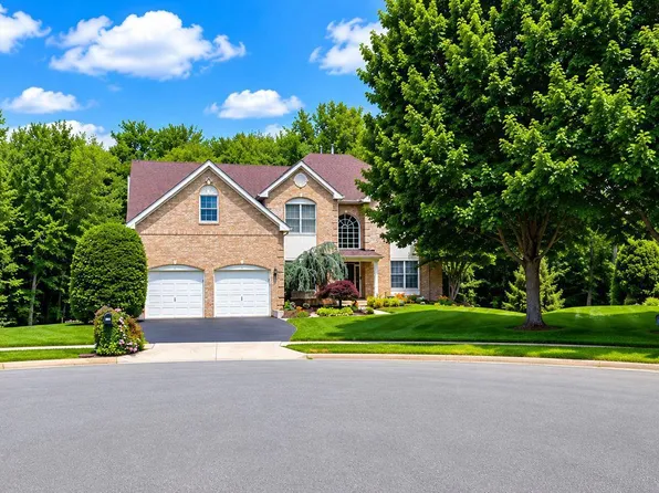 1501 Judd Ct, Herndon, VA 20170