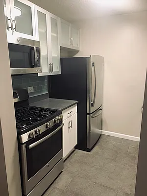 Rented by Bozzuto Management | media 142