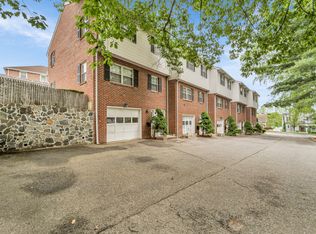 15 Manning Rd #5, Waltham, MA 02452