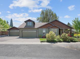 8060 SW Chestnut St, Portland, OR 97223