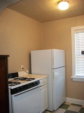 5th image of 1718 N Indiana Ave APT 4