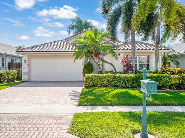 8844 Thames River Dr, Boca Raton, FL 33433