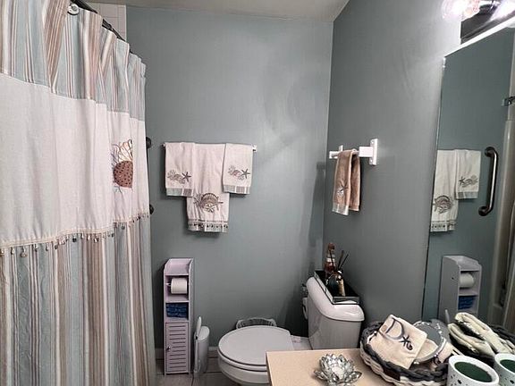 5th image of 2900 Myrtle Street #14