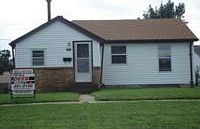 2nd image of 828 Meadow Dr