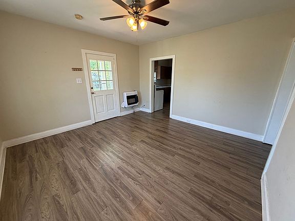 2nd image of 16 Dogwood St NE