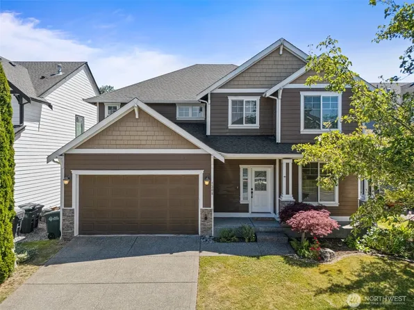 1208 Goldfinch Avenue SW, Orting, WA 98360