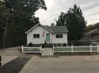 42 Harding St, Sharon, MA 02067