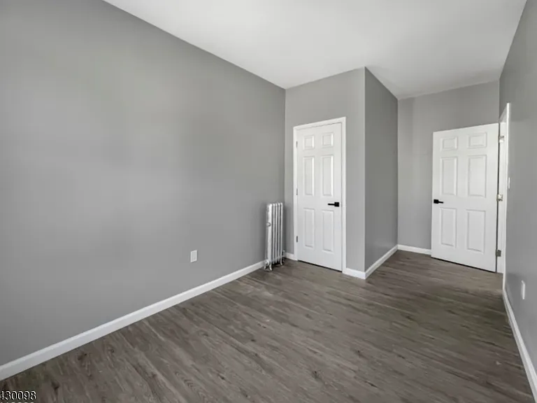 39 Brookdale Ave — Photo 9