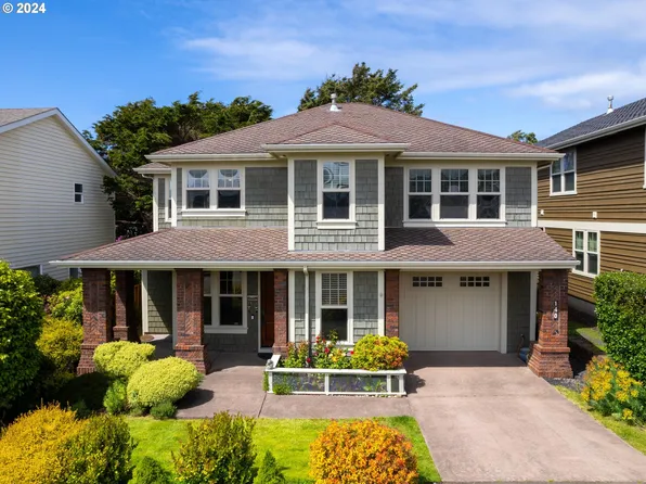 140 W Chisana St, Cannon Beach, OR 97110