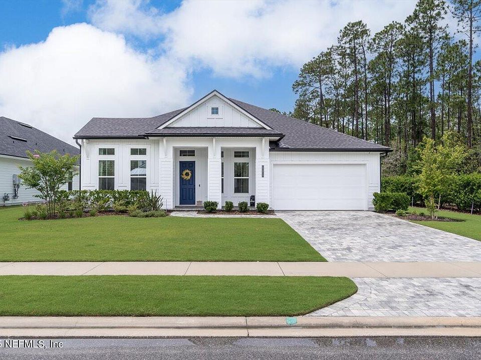 2nd image of 121 PALM CREST Drive