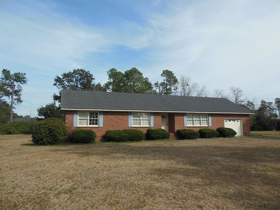 1st image of 3272 Hillcrest Ln