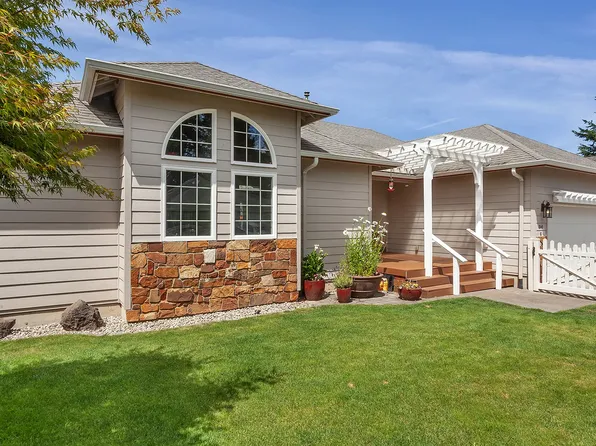 840 Howard Dr, Clatskanie, OR 97016