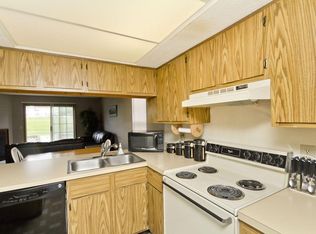 1349 Lane On The Lake, Columbus, OH 43235
